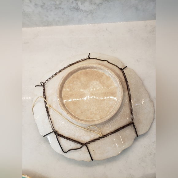 5 Vintage Green Floral Plates with Gold Rim - Picture 10 of 16